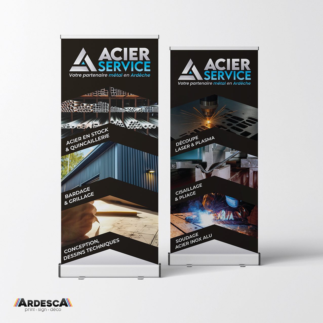 Simulation de deux roll-ups 85 × 200 cm aux couleurs d’Acier Service, rail supérieur et cassette visibles